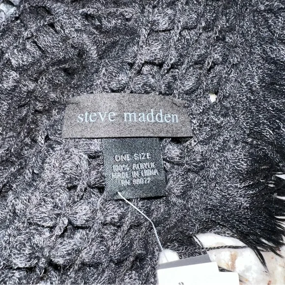 NWT Steve Madden Super Soft Ombré Muffler Multifunctional Wrap Scarf - Picture 3 of 10